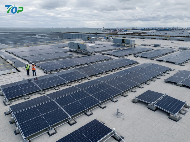 Nepronikající solární předřadník na ploché střeše: Vodotěsné řešení technické kvality pro komerční střešní fotovoltaické projekty